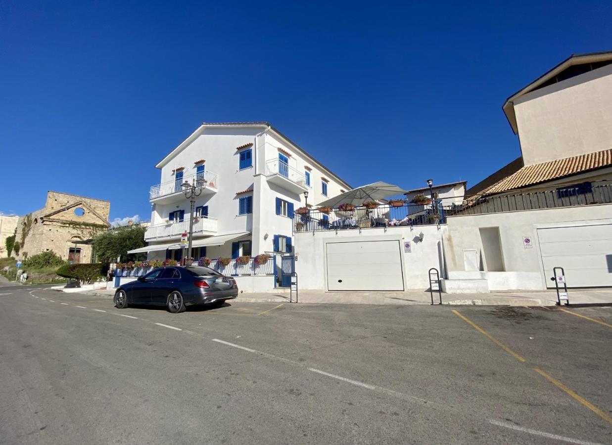 Holidaycasa Mike - Con Terrazzo Vista Mare 斯佩隆加 外观 照片