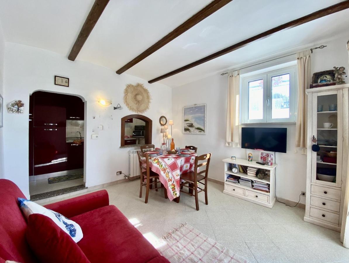 Holidaycasa Mike - Con Terrazzo Vista Mare 斯佩隆加 外观 照片