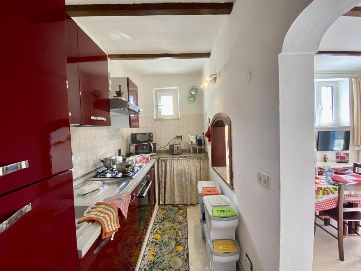 Holidaycasa Mike - Con Terrazzo Vista Mare 斯佩隆加 外观 照片