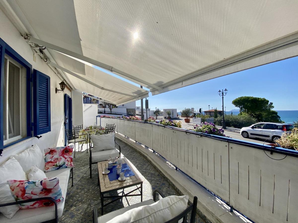 Holidaycasa Mike - Con Terrazzo Vista Mare 斯佩隆加 外观 照片