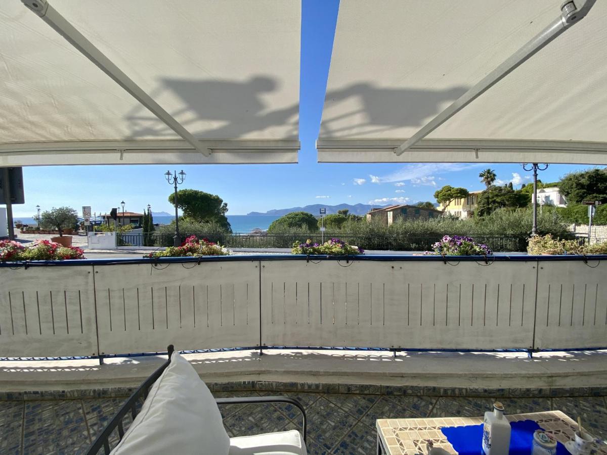 Holidaycasa Mike - Con Terrazzo Vista Mare 斯佩隆加 外观 照片
