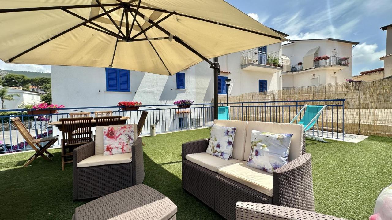 Holidaycasa Mike - Con Terrazzo Vista Mare 斯佩隆加 外观 照片